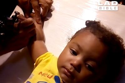 Tattoo Artist Gives His Toddler A Fake Tattoo