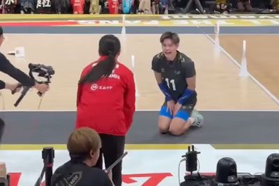 Yuji Nishida's sliding apology after hitting a judge leaves everyone in stitches