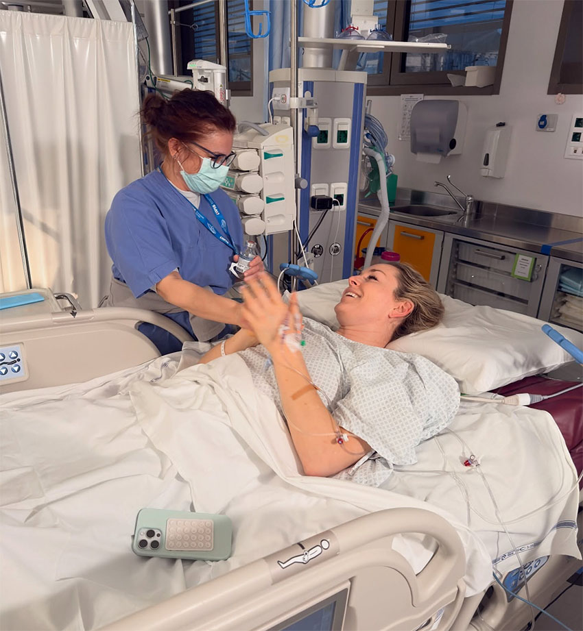 Photo of Lindsey Vonn from hospital in Treviso, Italy