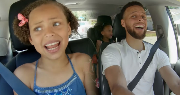 Stephen Curry Belts Out "Hamilton" With Daughters Riley ...