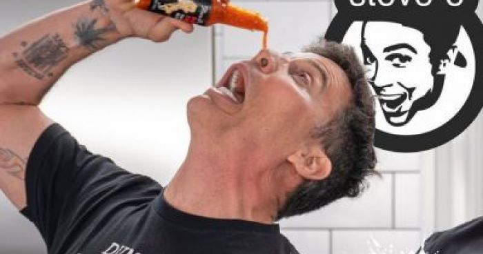 Steve O Pours Hot Sauce Into His Eye In Gordon Ramsay S Kitchen