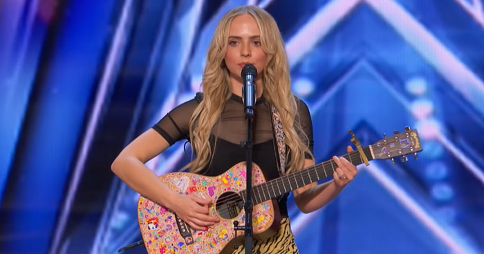 Madilyn Bailey Sings A Song Made Of Hate Comments On AGT | Klipland.com