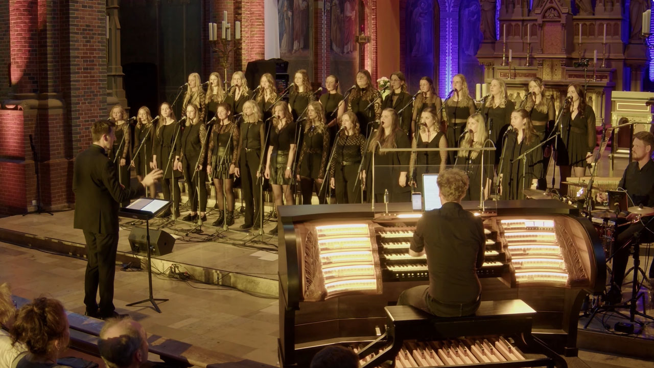 Girls performed Metallica's hit in the church